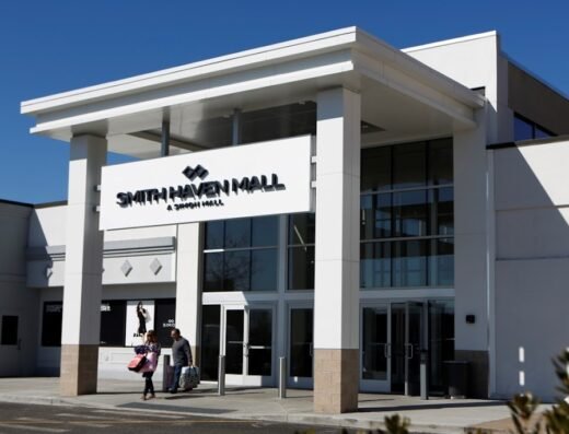 Smith Haven Mall