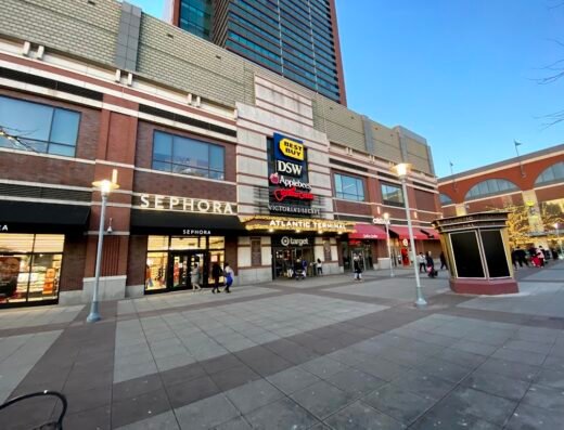 Atlantic Terminal Mall