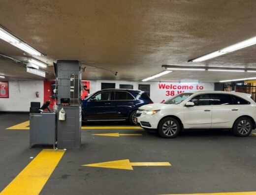 38 W 46th St Garage