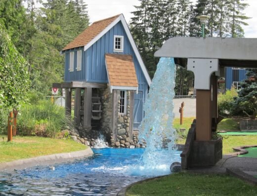 Miracle Beach Mini Golf