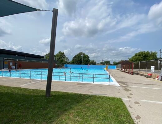Glen Cairn Outdoor Pool