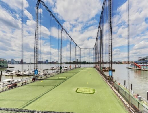 Chelsea Piers Golf Club