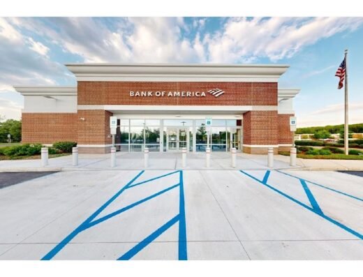 Bank of America (with Drive-thru ATM)