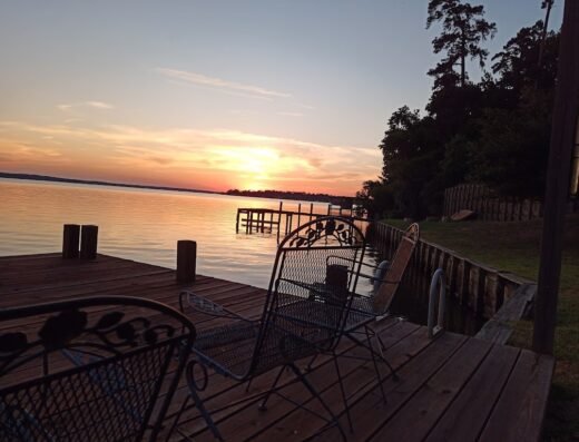 Harbor Point Swimming Pool