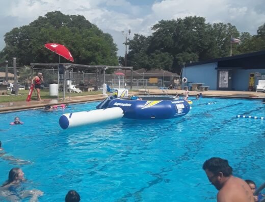 Pool at Veterans Park