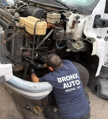 Bronx Auto Service .