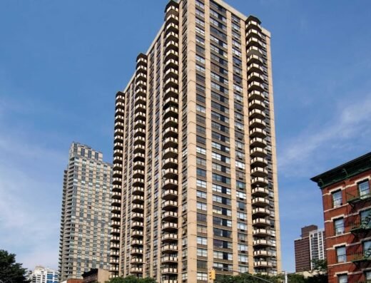 303 East 83rd Apartments