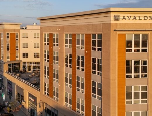 Avalon Bloomfield Station