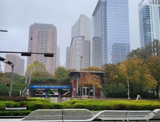 Avenida Central Garage (Winpark)