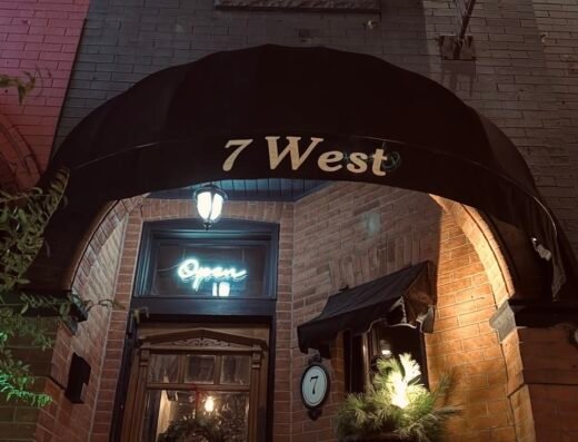 7 West Cafe